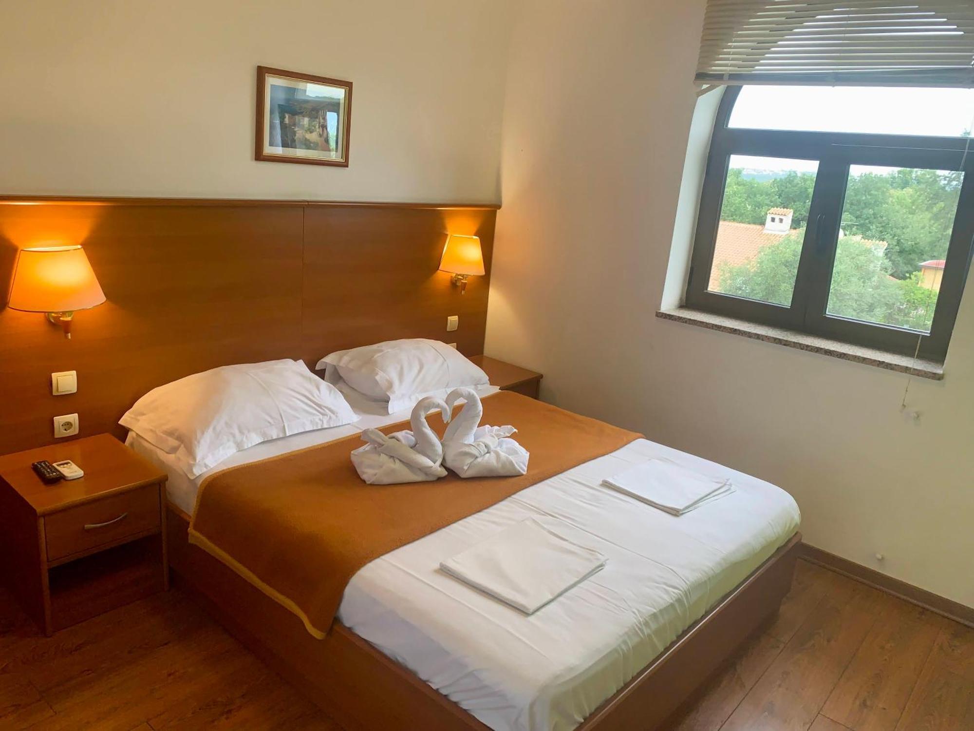 Gargamelo Pension Porec Ngoại thất bức ảnh