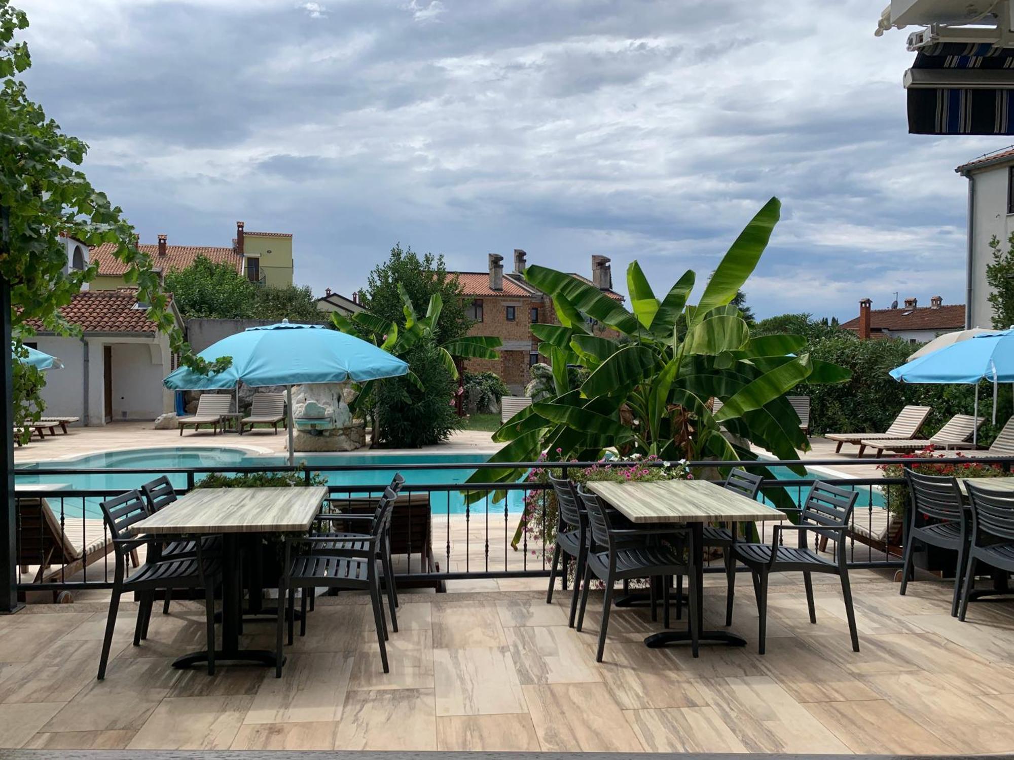 Gargamelo Pension Porec Ngoại thất bức ảnh