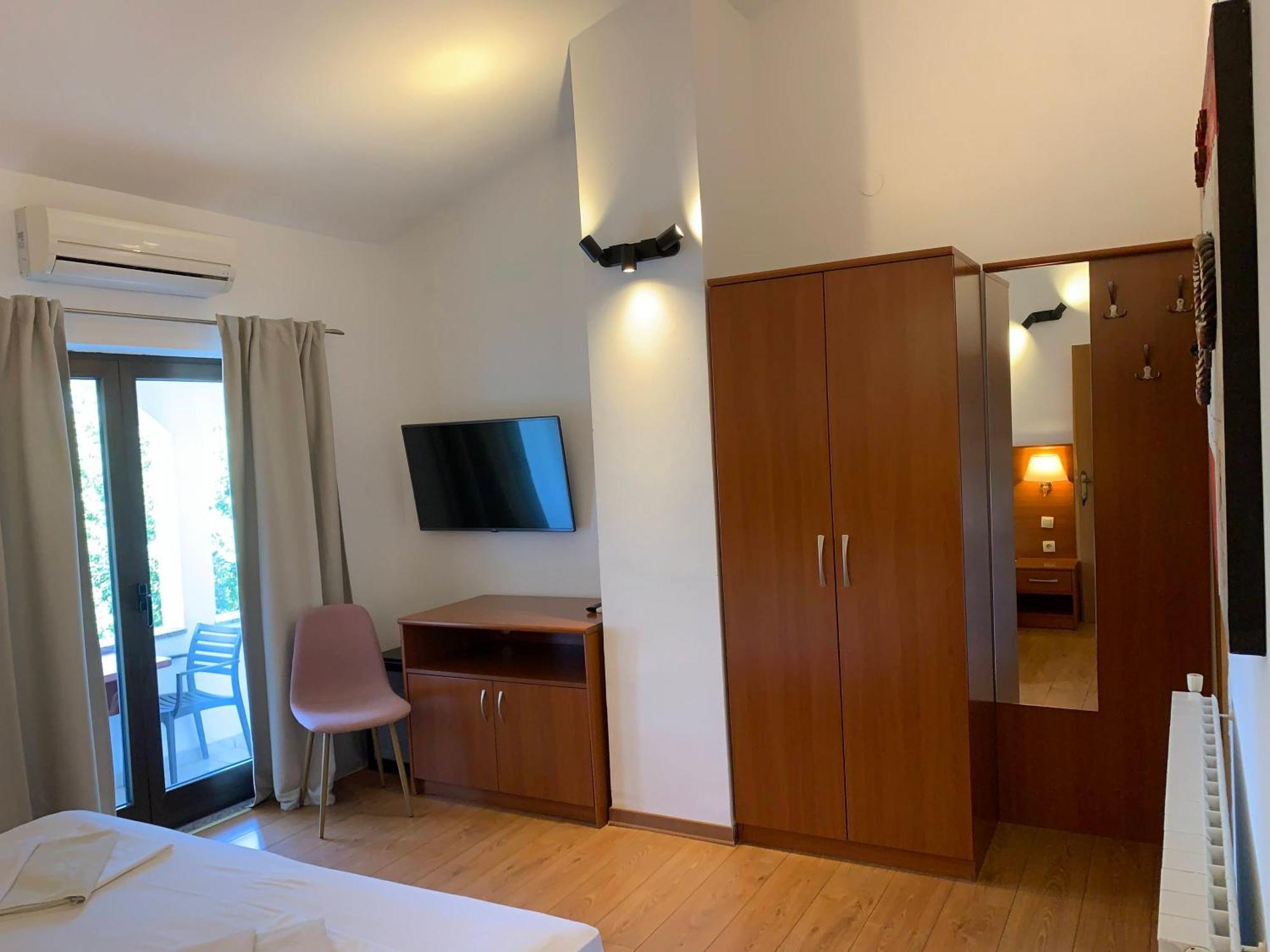 Gargamelo Pension Porec Ngoại thất bức ảnh