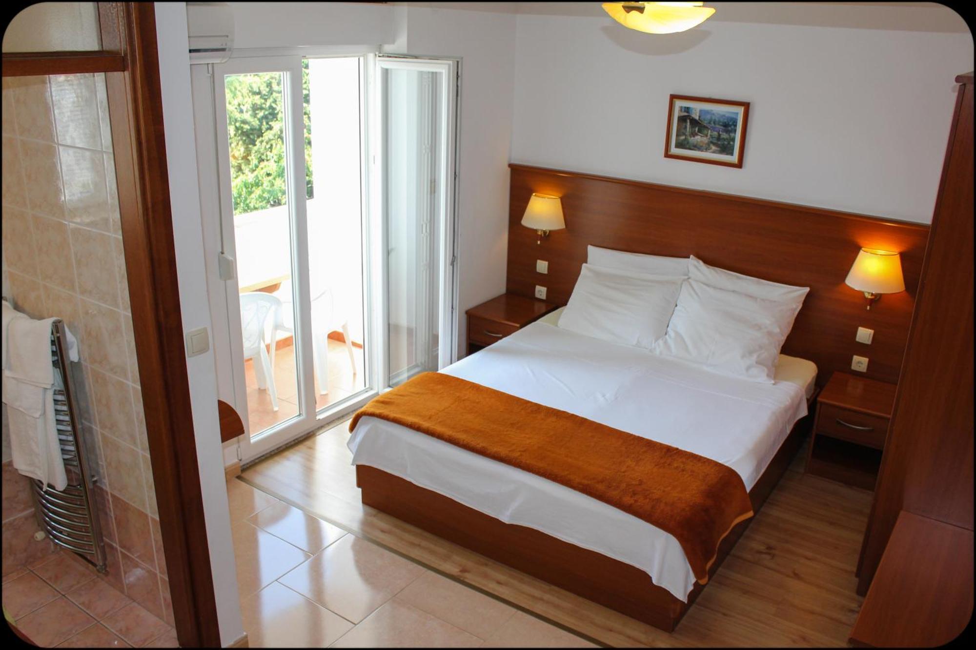 Gargamelo Pension Porec Ngoại thất bức ảnh