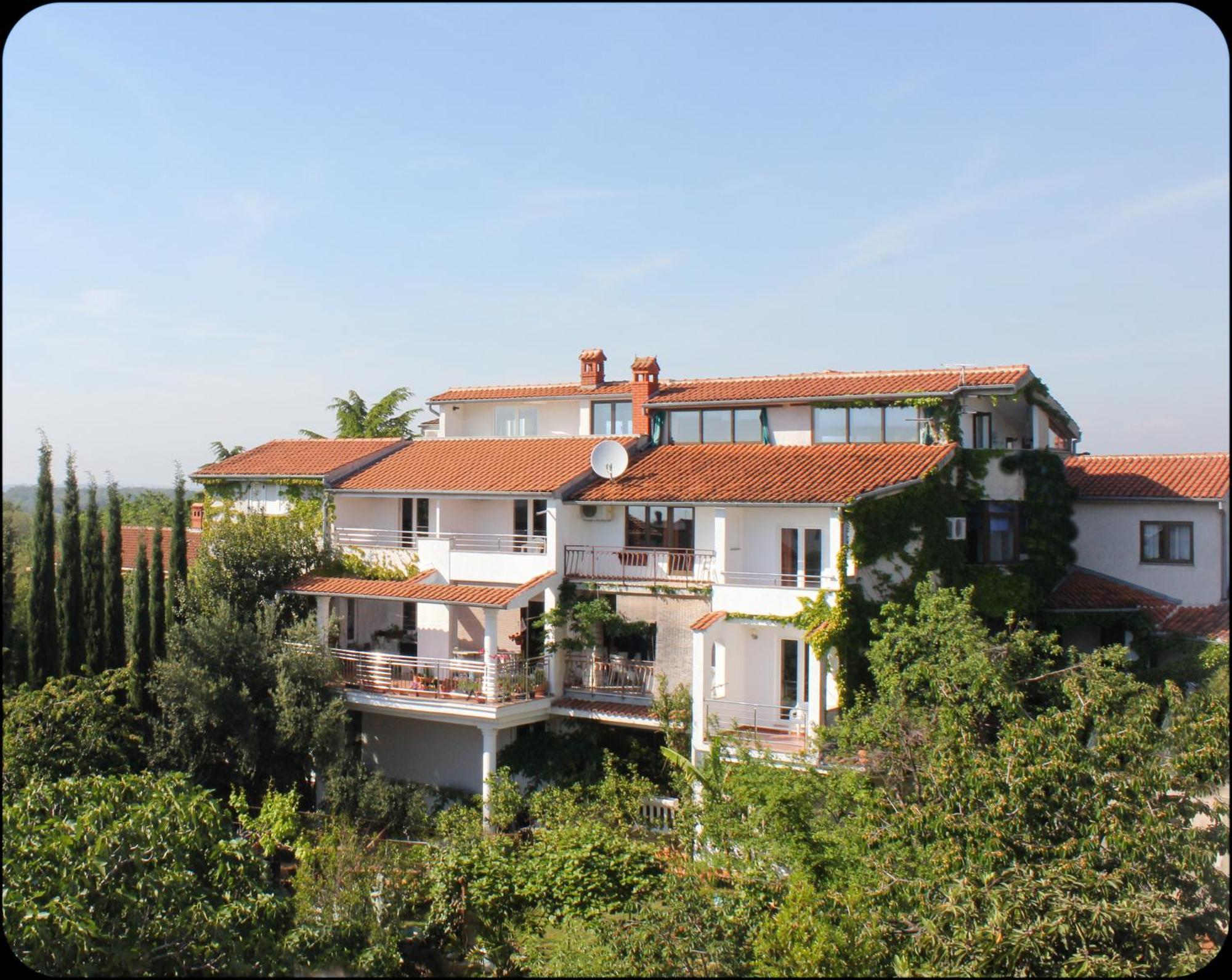 Gargamelo Pension Porec Ngoại thất bức ảnh
